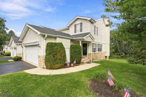 51 Lakeview Dr, Hamburg, NJ, 07419-2540 | Card Image