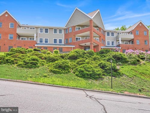 2415 Sharp Mountain Rd, POTTSVILLE, PA, 17901-3154 | Card Image