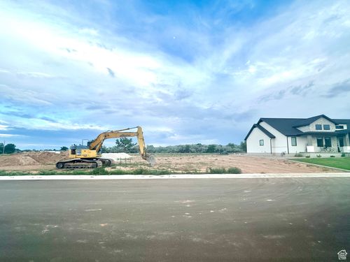 12-567 W 1550 S, Vernal, UT, 84078 | Card Image
