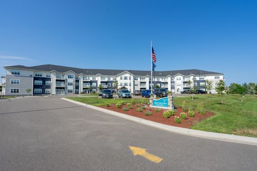 105-7084 Glory Rd, Baxter, MN, 56425-4810 | Card Image