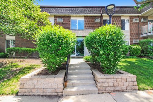 101-845 Miller Ln, Buffalo Grove, IL, 60089-4268 | Card Image