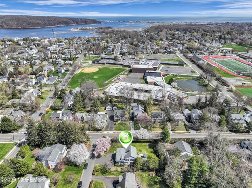 1 N Cherry Ln, Rumson, NJ, 07760-1401 | Card Image