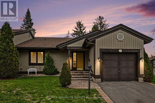 31 Spyglass Ridge, Stittsville, ON, K2S1R6 | Card Image