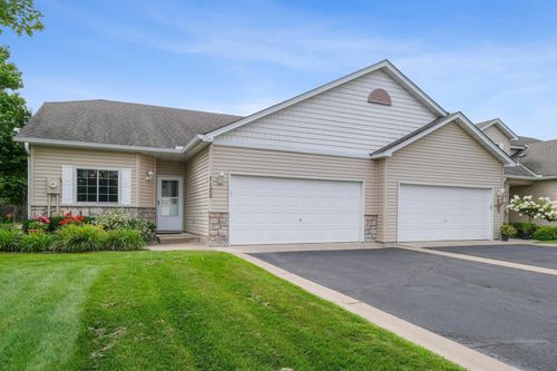 1122 Iris Dr, White Bear Tp, MN, 55127-6901 | Card Image