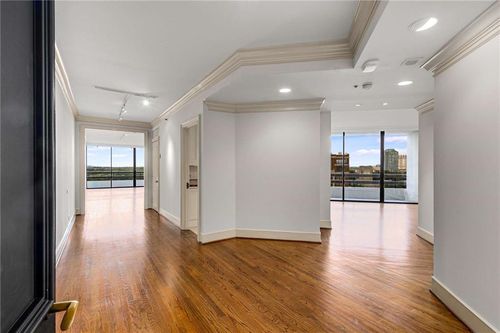 apt-20d-2660 Peachtree Rd Nw, Atlanta, GA, 30305-3678 | Card Image