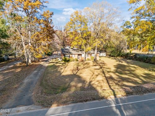 1100 W Main St, Carrboro, NC, 27510-1507 | Card Image