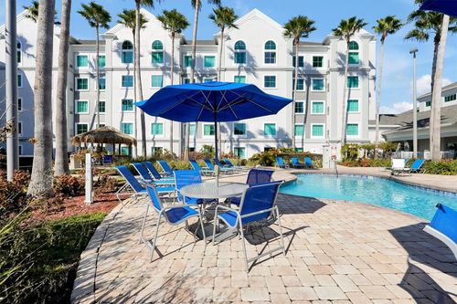 211-8303 Palm Pkwy, ORLANDO, FL, 32836-6438 | Card Image