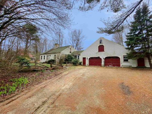 110 Pearson Hill Rd, Webster, NH, 03303-7337 | Card Image