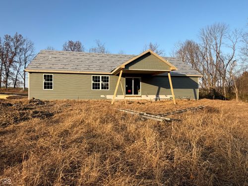 1604 S Layton Station Rd, Veedersburg, IN, 47987-8470 | Card Image