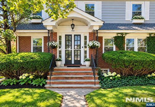 500 Maple Avenue, East Orange, NJ, 07017 | Card Image
