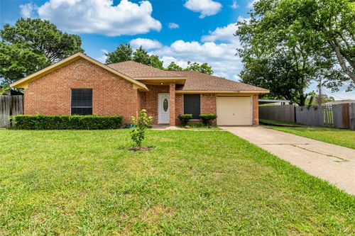 1306 Bluffview Dr, Seagoville, TX, 75159-2383 | Card Image