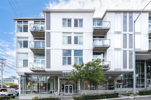 t303-501 Roy St, Seattle, WA, 98109-4279 | Card Image