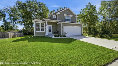1530 Thimbleberry Ln, Holt, MI, 48842-2064 | Card Image