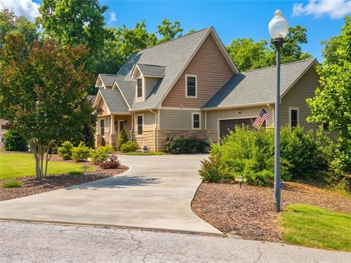 803 Barefoot Cove Dr, West Union, SC, 29696-3629 | Card Image