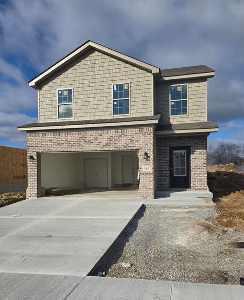 925 Olympic Ct, Richmond, KY, 40475-3301 | Card Image