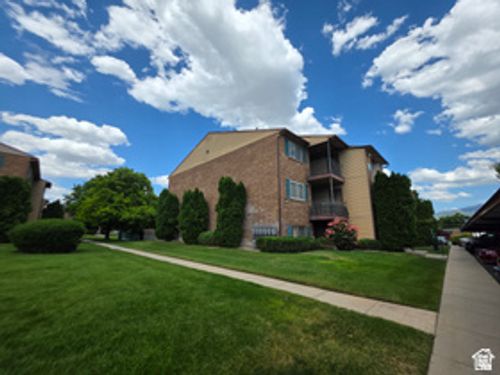 30-4150 S Oak Meadows Dr, Taylorsville, UT, 84123-4117 | Card Image