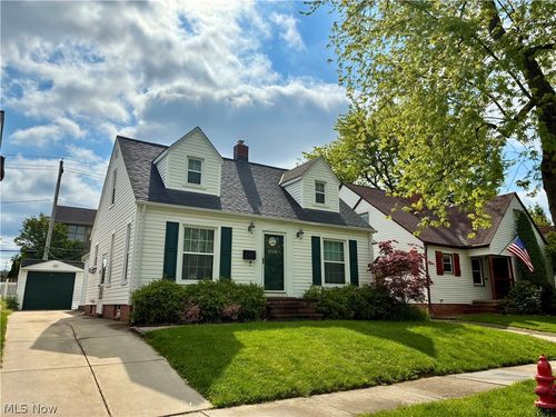609 S Kensington Rd, Rocky River, OH, 44116-1528 | Card Image