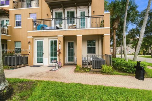 5601-1075 Sw 147th Ave, Pembroke Pines, FL, 33027-6167 | Card Image