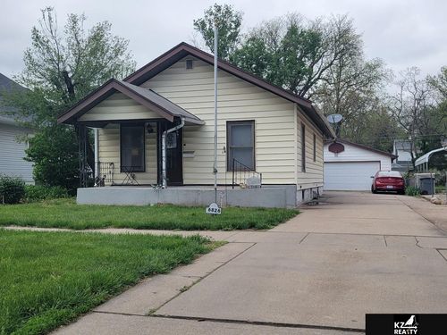6826 Morrill Avenue, Lincoln, NE, 68507 | Card Image