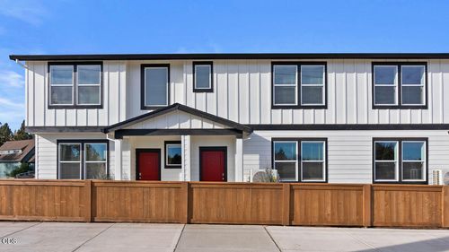 62619 Ne Lawler Pl, Bend, OR, 97701-1800 | Card Image