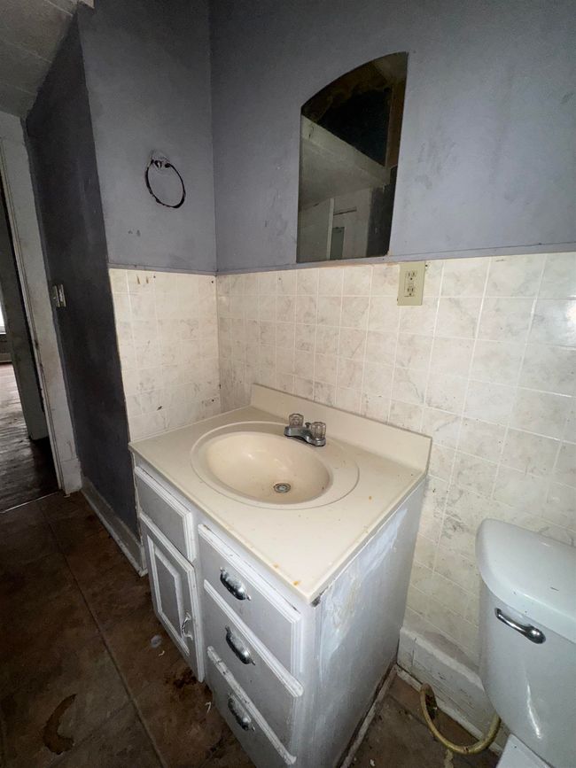 2726 13 Th St, House other with 2 bedrooms, 1 bathrooms and null parking in Port Arthur TX | Image 9