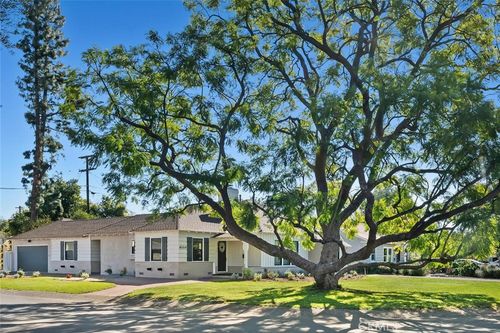 6554 Colbath Ave, Sherman Oaks, CA, 91401-5755 | Card Image