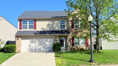 6683 Amherst Way, Zionsville, IN, 46077-9139 | Card Image