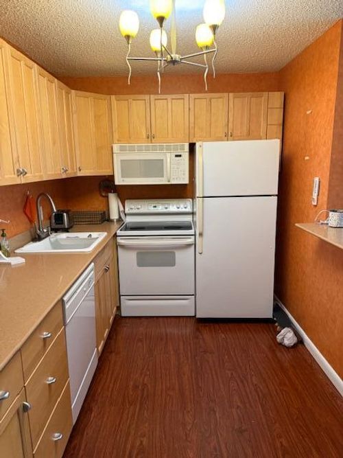 231 Durham E, Deerfield Beach, FL, 33442-2522 | Card Image