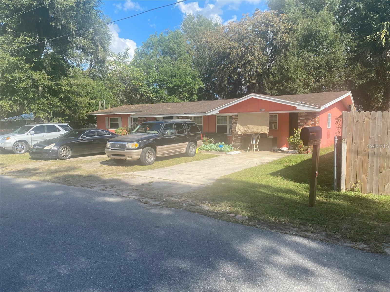 15th Ave, Ocala, FL 34475