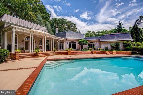 11501 Skipwith Ln, POTOMAC, MD, 20854-1642 | Card Image