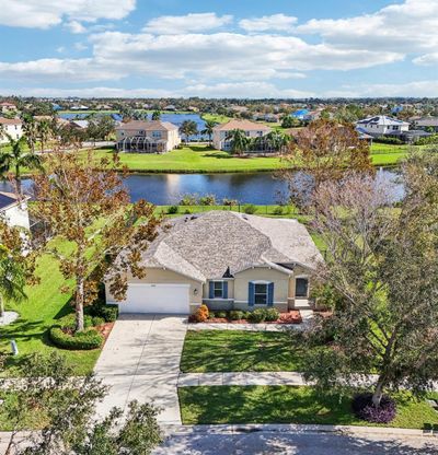 5249 Moon Shell Drive, House other with 3 bedrooms, 2 bathrooms and null parking in Apollo Beach FL | Image 1