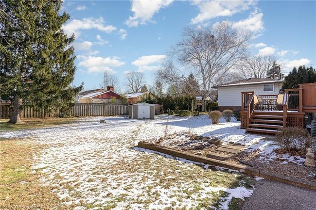 69 Lower Horning Rd, House other with 3 bedrooms, 1 bathrooms and 3 parking in Hamilton ON | Image 33