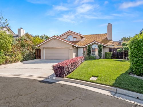 1631 E Deyoung Dr, Fresno, CA, 93720-1441 | Card Image