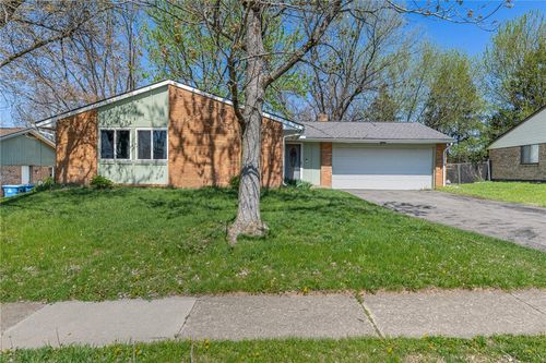 4933 Arrowview Drive, Huber Heights, OH, 45424 | Card Image