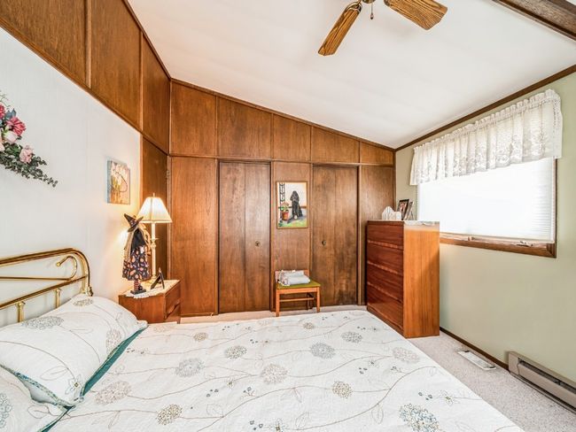 301 1 St St, House other with 3 bedrooms, 4 bathrooms and null parking in Shellsburg IA | Image 18