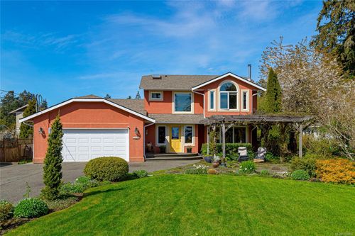 4094 Balsam Dr, Cobble Hill, BC, V8H0E8 | Card Image