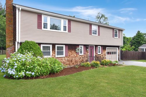 41 Constantine Dr, Marshfield, MA, 02050-5501 | Card Image