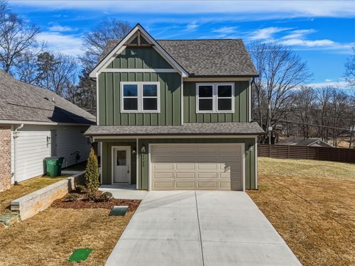 9743 Fox Gap Ln, Hixson, TN, 37343-6332 | Card Image
