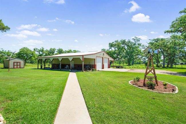 400 - 120 Brazos River Rd, House other with 3 bedrooms, 2 bathrooms and 2 parking in Freeport TX | Image 33