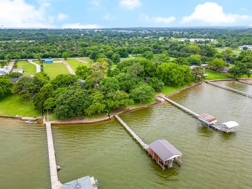 10814 Power Squadron Rd, Azle, TX, 76020-5326 | Card Image