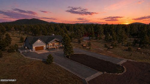 9365 Mountain Meadow Ln, Lakeside, AZ, 85929-6957 | Card Image