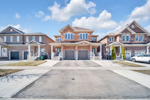 86 Cookview Dr, Brampton, ON, L6R3T6 | Card Image
