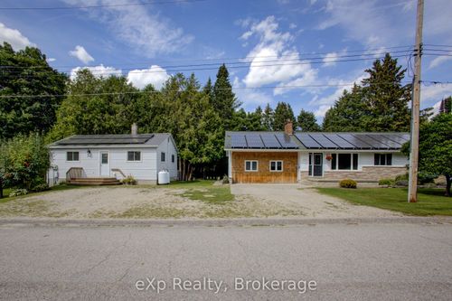 2033 Mill St, Gorrie, ON, N0G1X0 | Card Image