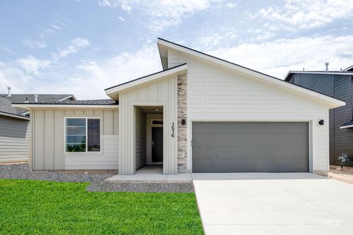 1516 N Coltsfoot Ave, Kuna, ID, 83634-1039 | Card Image