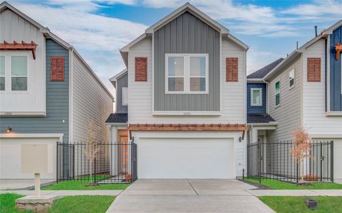 1054 Mansfield St, Houston, TX, 77091-4119 | Card Image