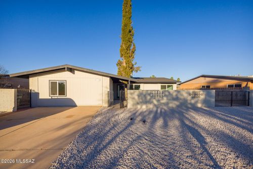 3541 S Avenida De Las Palmas, Tucson, AZ, 85730 | Card Image