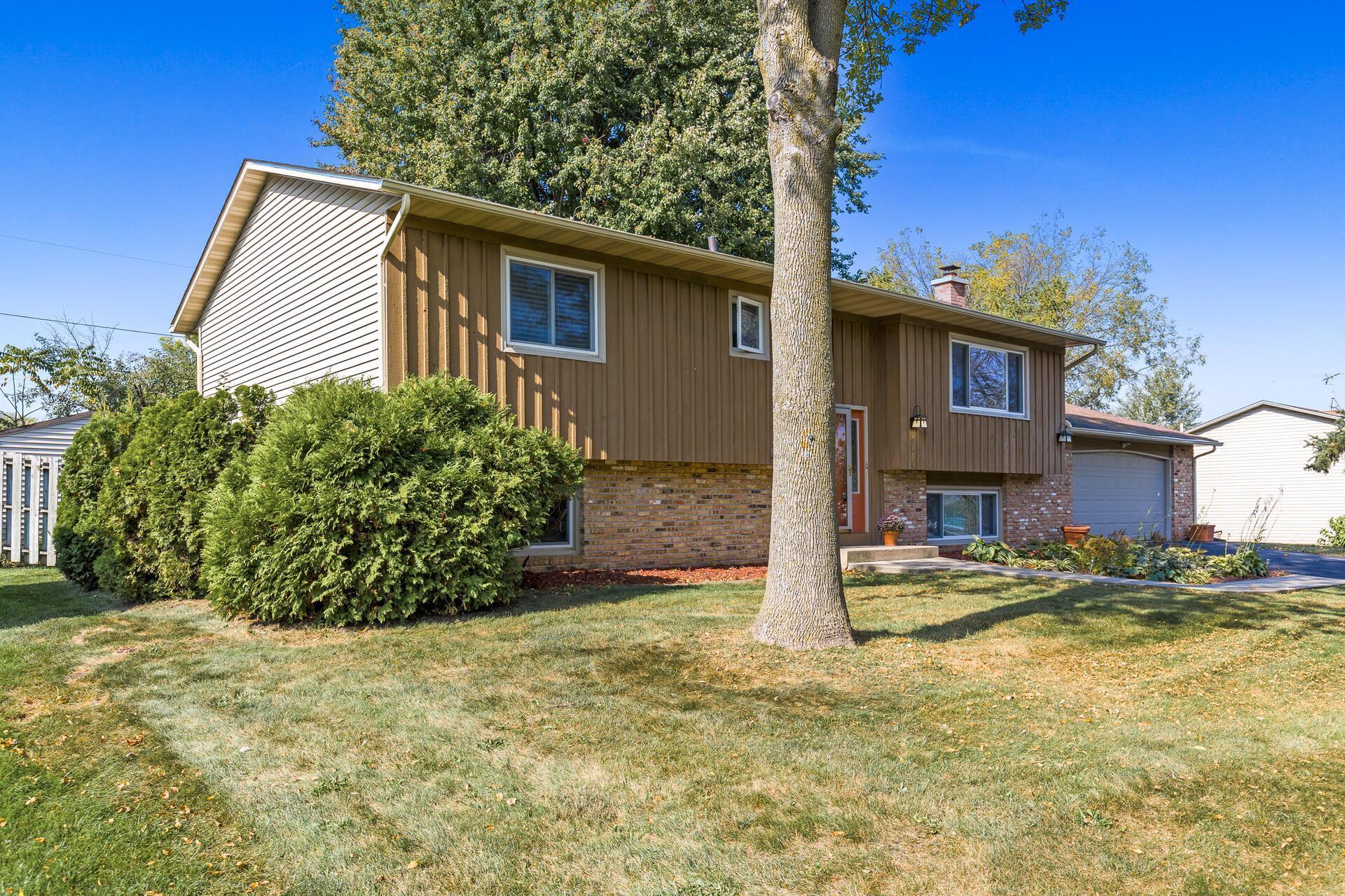 Malcolm Ave, Hastings, MN 55033