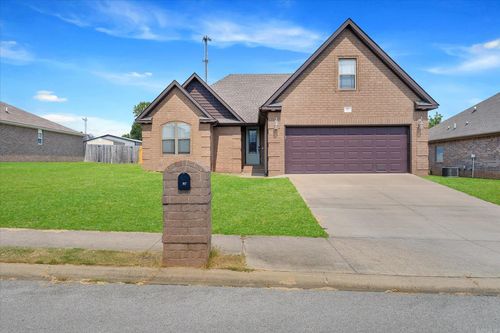 107 Emma Dr, Brookland, AR, 72417-9061 | Card Image