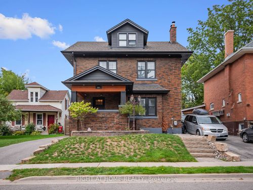 300 William St E, Oshawa, ON, L1G1K8 | Card Image