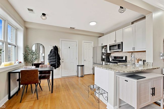 APT-2 - 4964 Spaulding Ave, Condo with 2 bedrooms, 2 bathrooms and null parking in CHICAGO IL | Image 4